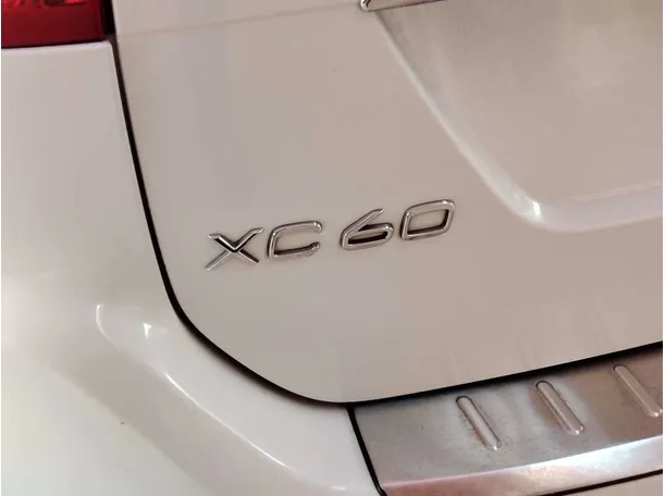 Car image 34