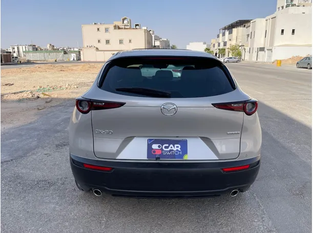 Car image 6