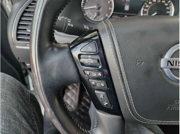 Car image 34