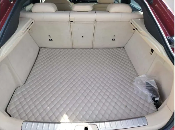 Car image 33