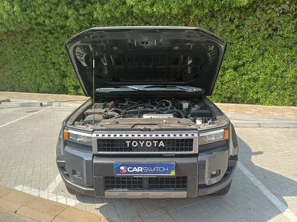 Car image 24