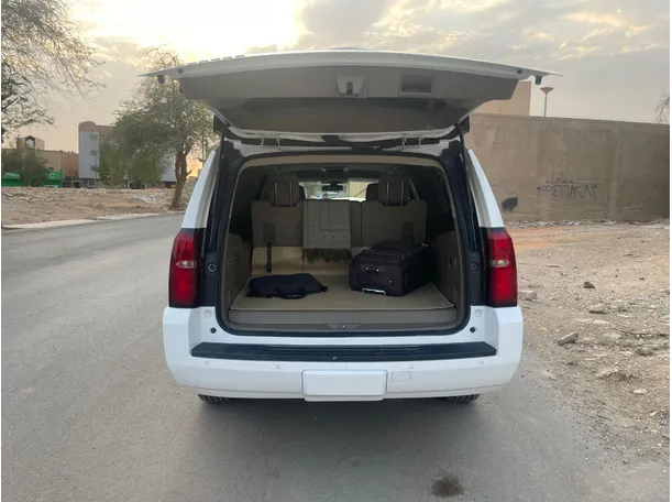 Car image 21