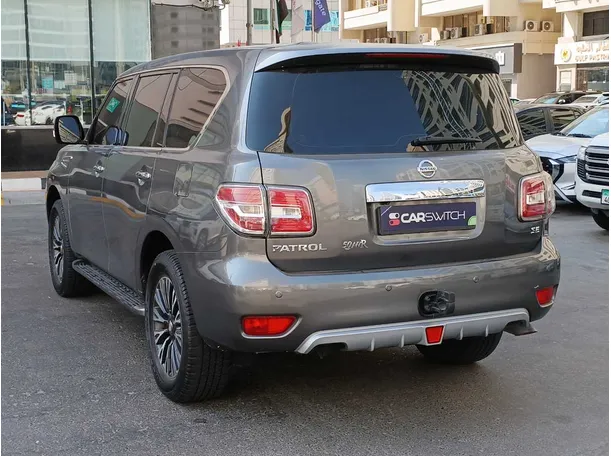 Car image 7