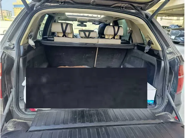 Car image 27