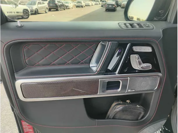 Car image 39