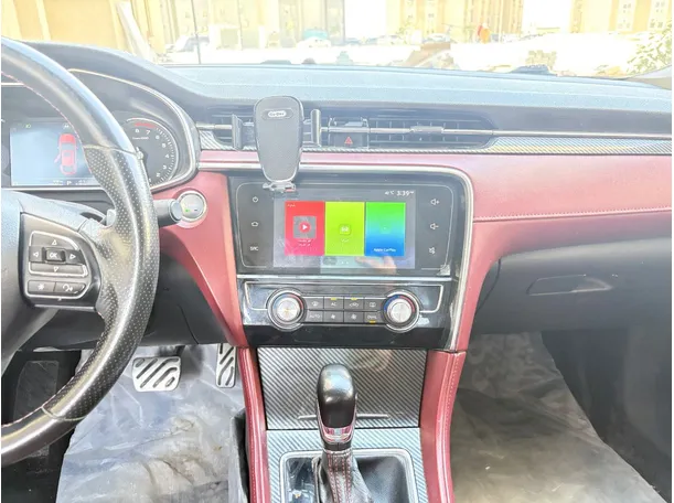 Car image 20