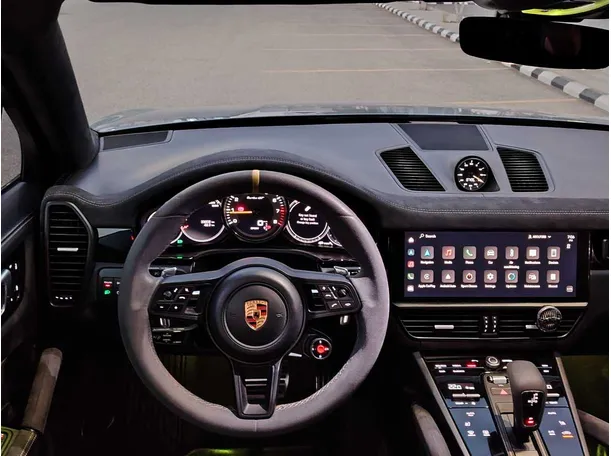 Car image 22
