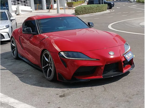 Car image 4