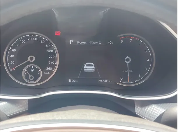 Car image 23