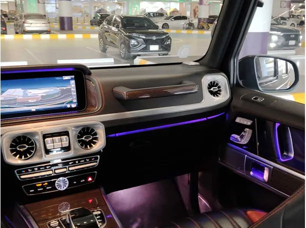 Car image 24