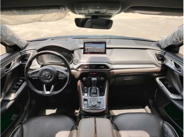 Car image 20