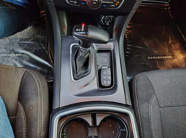 Car image 22