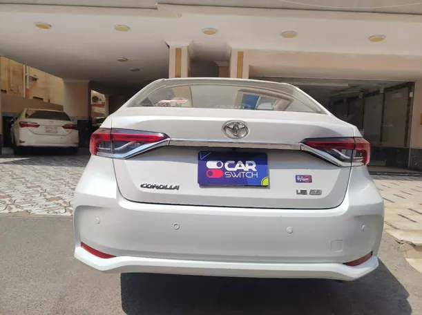 Car image 6