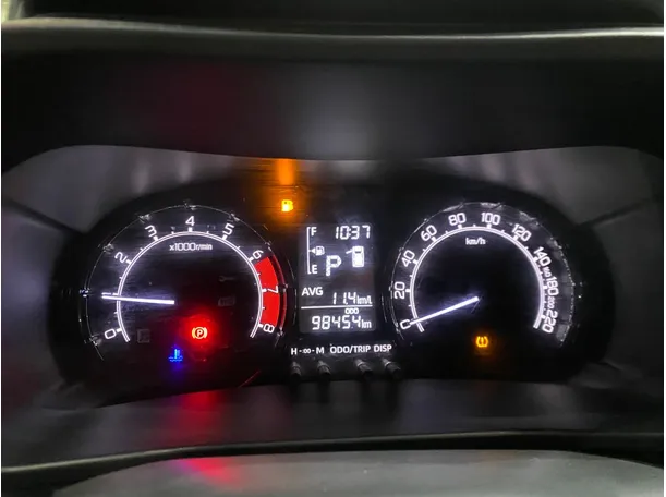 Car image 13