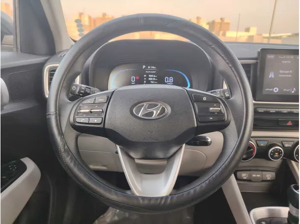 Car image 21