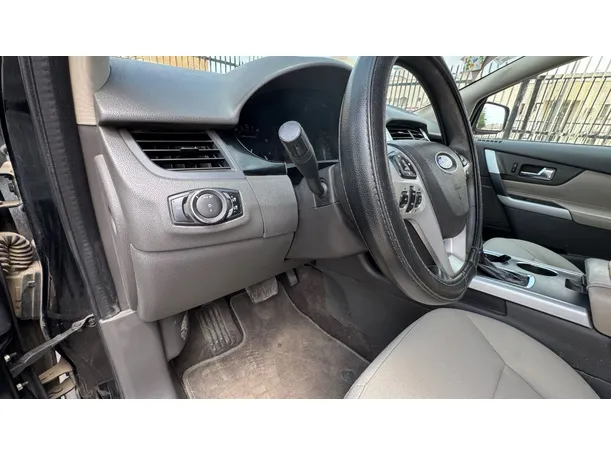 Car image 22