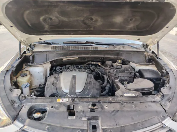 Car image 32
