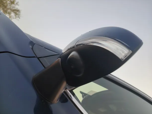 Car image 31