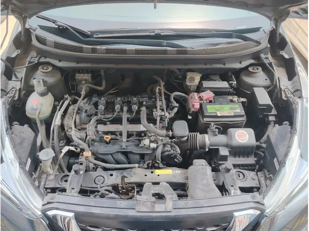 Car image 26