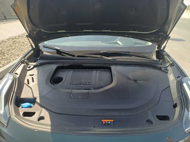 Car image 22