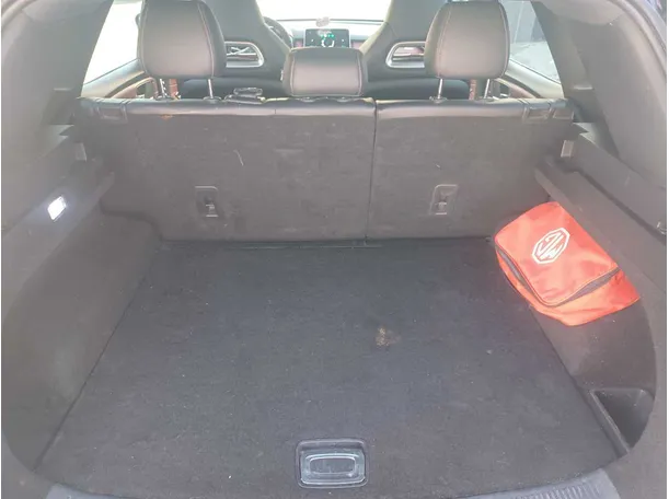 Car image 21