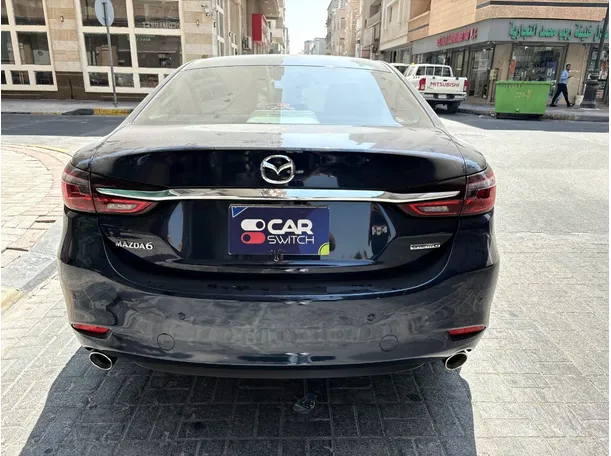 Car image 6