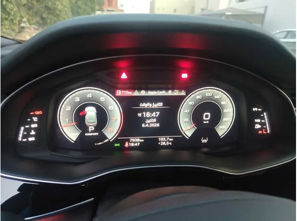Car image 27