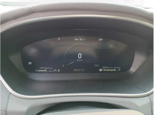 Car image 18