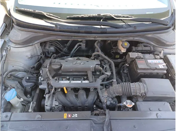 Car image 25