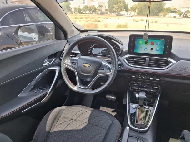 Car image 16