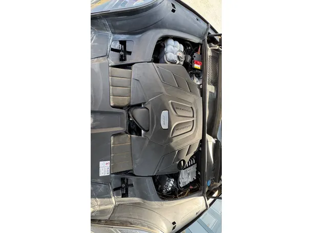 Car image 28