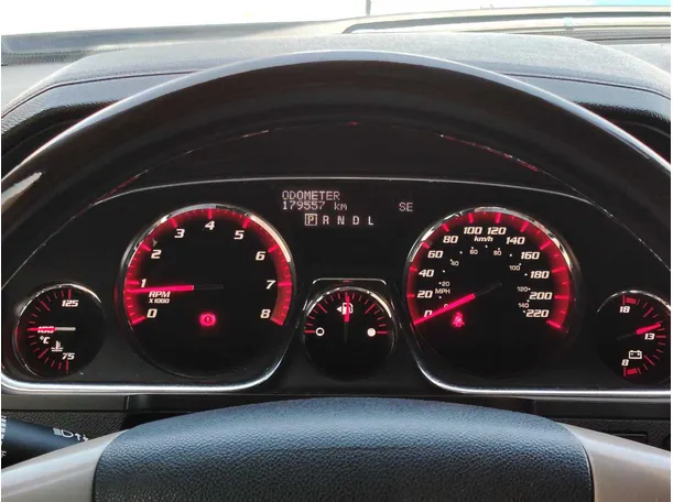 Car image 25