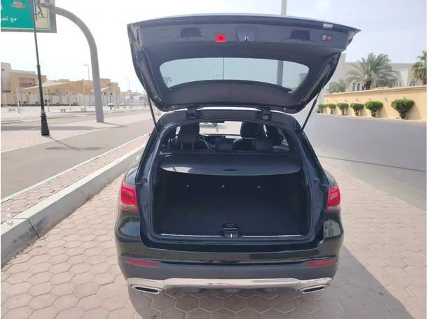 Car image 28