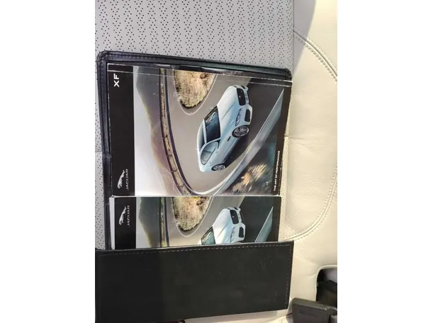Car image 37