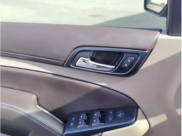 Car image 29