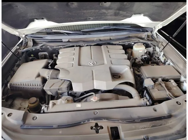 Car image 38