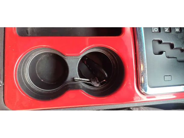 Car image 25