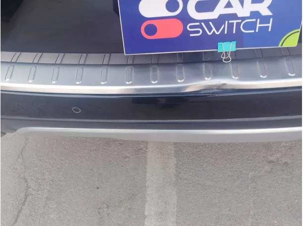 Car image 37