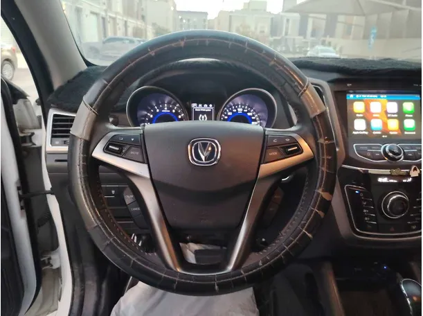 Car image 23
