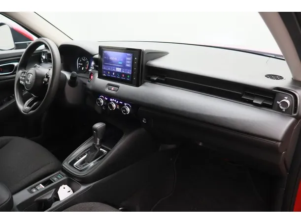 Car image 10