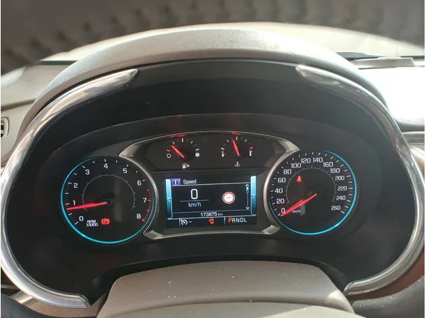 Car image 18