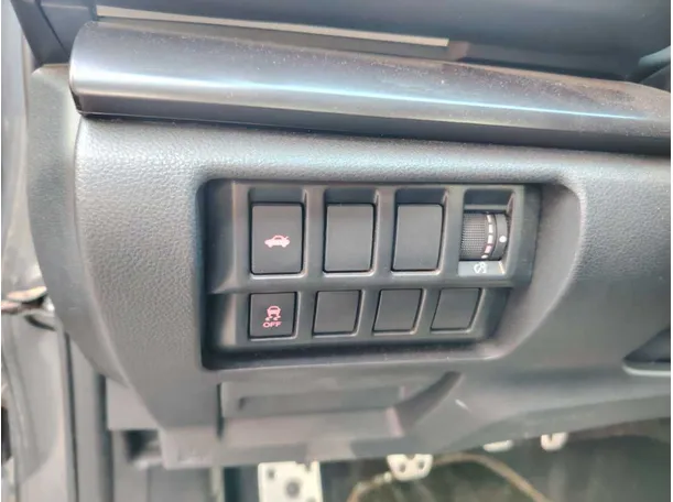 Car image 38