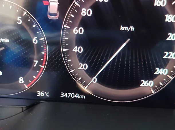 Car image 21
