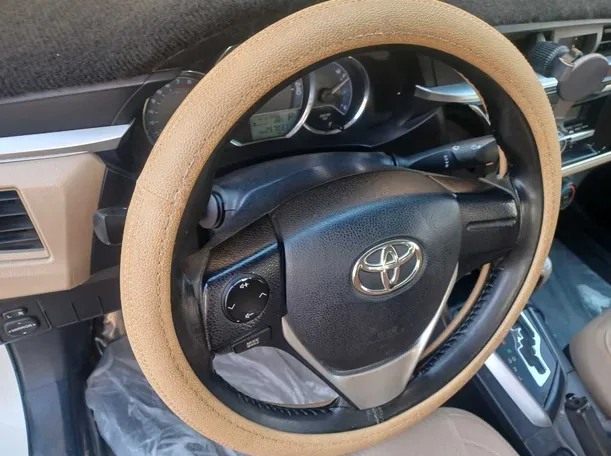 Car image 19