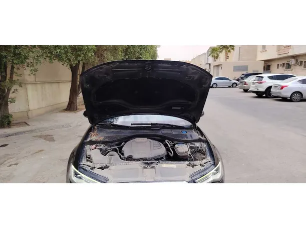 Car image 29