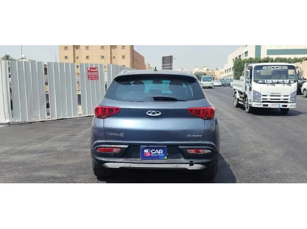 Car image 6