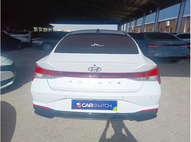 Car image 7