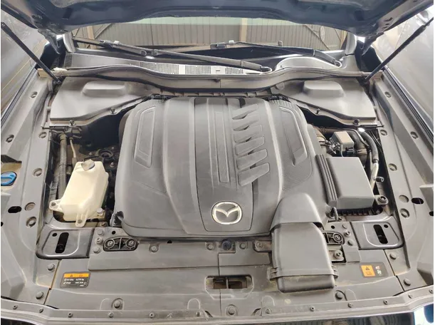 Car image 40