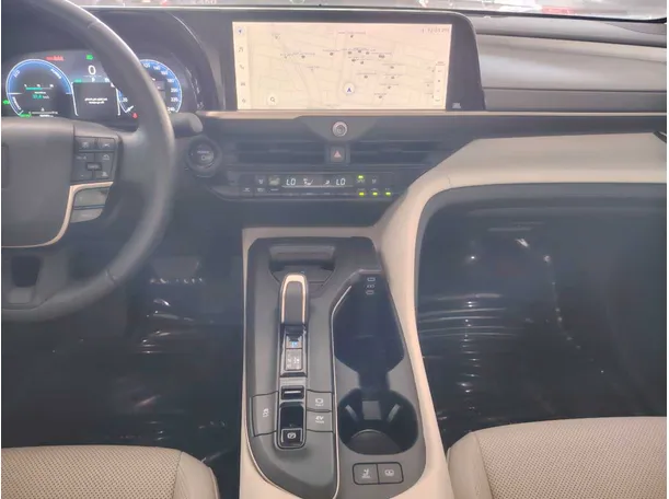 Car image 28