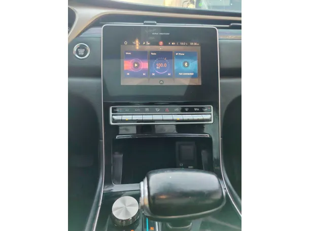 Car image 21